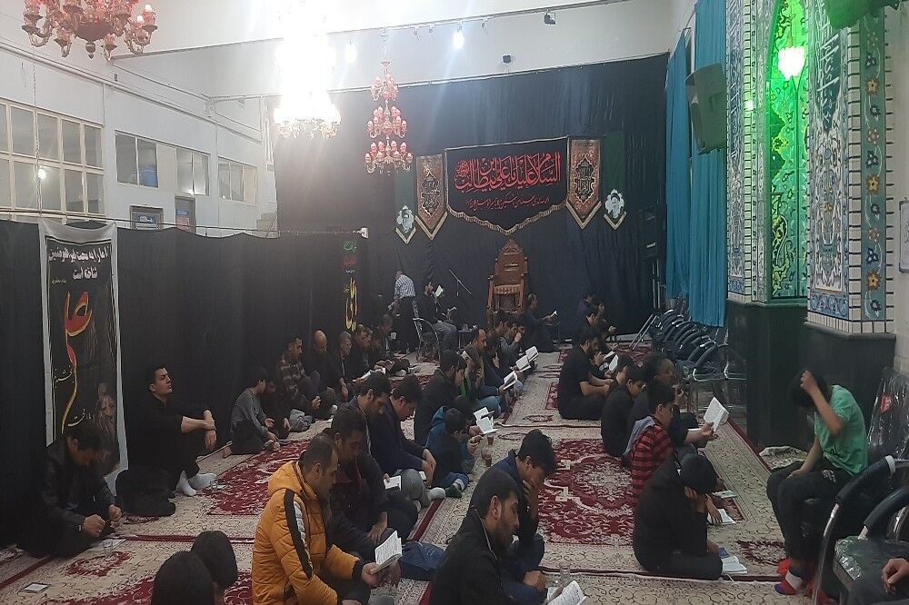 برگزاری مراسم لیالی قدر در نیشابور/ فیلم