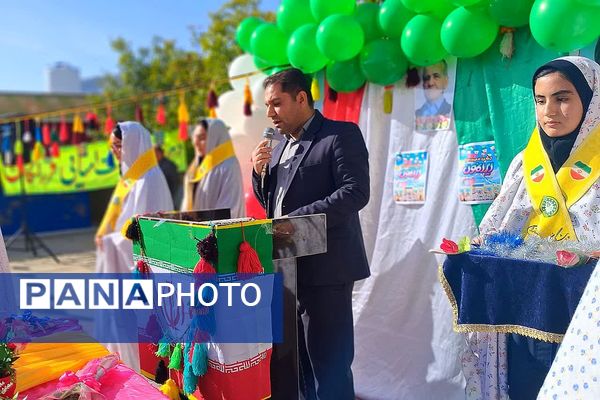 طنین زنگ انقلاب در مدرسه فرزانگان شهرستان باشت