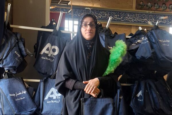 تقدیر از مدیران و فعالان پیشگیری از آسیب‌های اجتماعی شهرک امید صفادشت در نماز جمعه