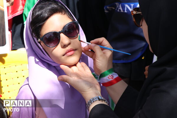 دانش‌آموزان و فرهنگیان زرقانی در بیتاب میناب 