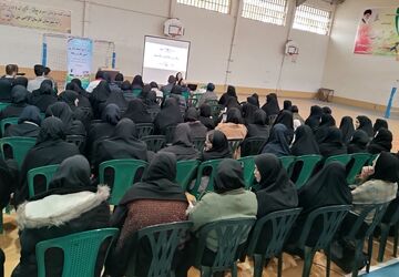دوره توانمندسازی آموزگاران سلامت در شهرستان فارسان