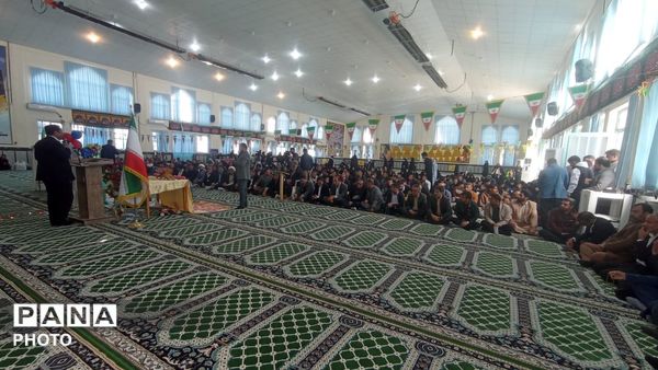 نماز عبادی و سیاسی در پاتاوه 