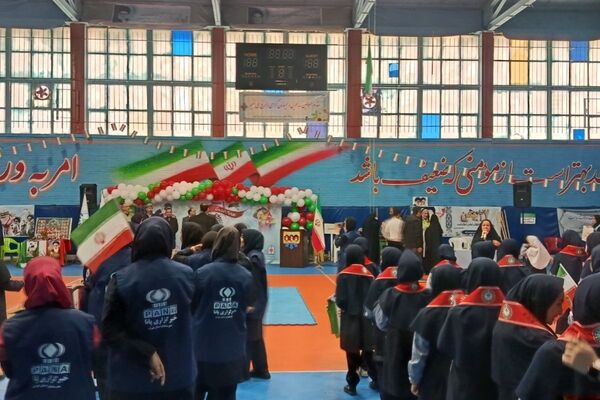 یاوران انقلاب؛روشنای مسیر نوجوانان امروز