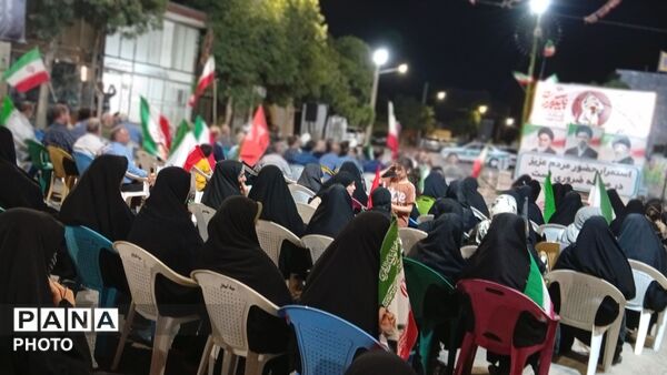 از کمیجان بازهم نوای «یاحیدر، یاحیدر» به گوش رسید. 
