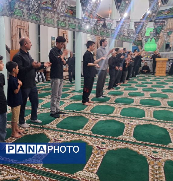 عزاداری شب‌های محرم در مسجد صاحب الزمان آشخانه 