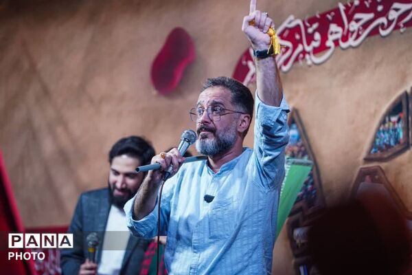 شبی که «محفل» به میدان شهید طهرانی مقدم آمد؛ قاب‌هایی از اقتدار مردم ایران