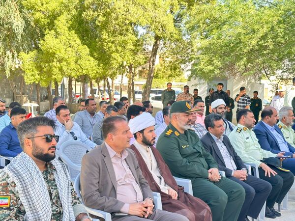 غبارروبی قبور مطهر شهدا در بستک