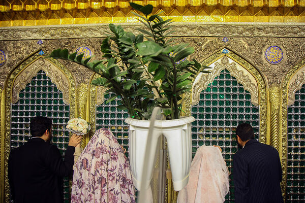 جشن ازدواج ۳۲۵ زوج جوان در حرم حضرت معصومه (س)