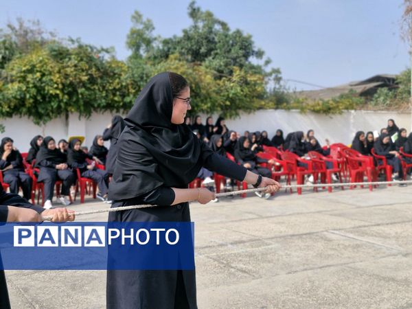 المپیاد ورزشی درون مدرسه‌ای در دبیرستان شاهد گلوگاه 