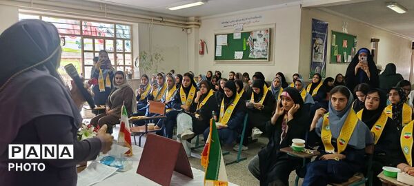 تقدیر از نفرات برتر درسی فرهنگی و هنری جشنواره خوارزمی همزمان با عید غدیر