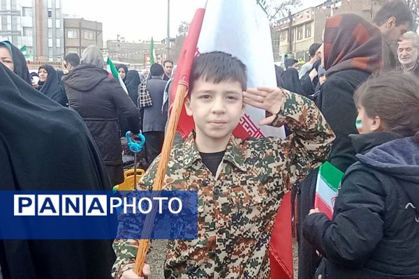 تولد چهل‌وهفت سالگی انقلاب‌اسلامی‌ایران در شهرستان اسلامشهر با مشارکت هزاران نفر از اقشار مختلف