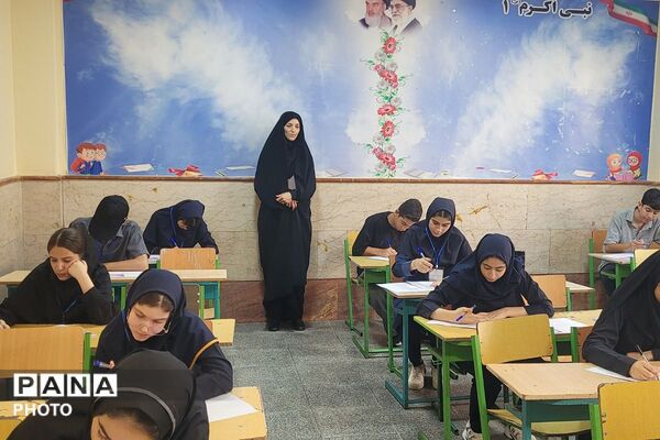 تجلی استعدادهای برتر در مرحله استانی جشنواره نوجوان خوارزمی