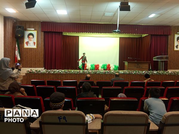 جشنواره فرهنگی هنری دربخش تئاتر عروسکی ونقالی خوانی ویژه پسران ابتدایی 