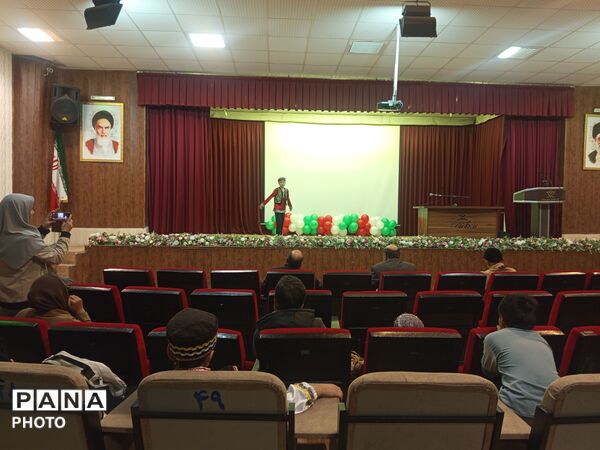 جشنواره فرهنگی هنری دربخش تئاتر عروسکی ونقالی خوانی ویژه پسران ابتدایی 