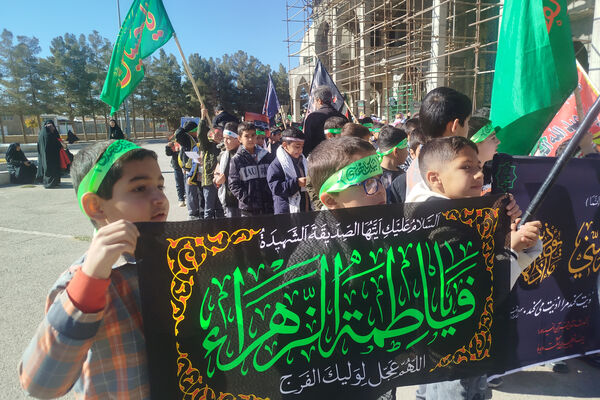 همایش نوگلان فاطمی در شهر بهمن