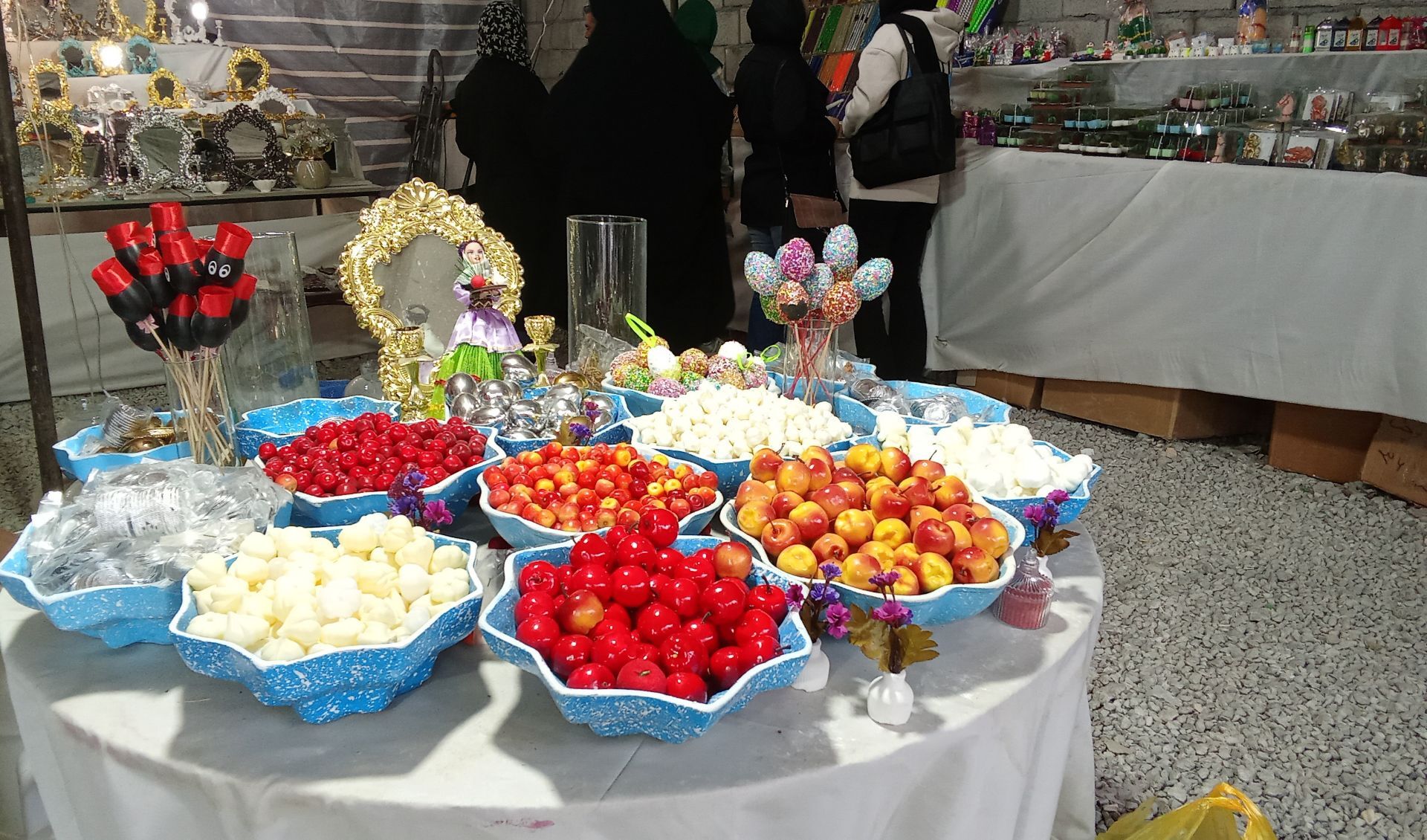 تب‌ و تاب عیدانه در بازار شهرکرد