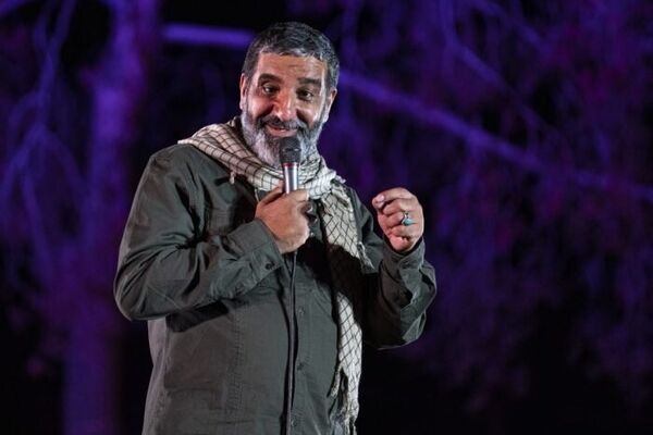 آیت الله مدنی با وجود تهدید به شهادت نماز جمعه را تعطیل نکرد