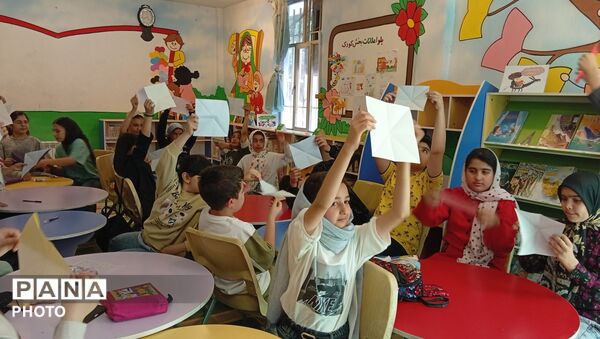 کلاس‌های اوریگامی ویژه نوجوانان در کتابخانه امام باقر
