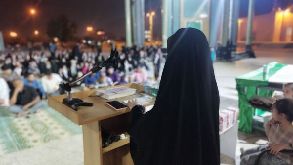 پارسیان در شب ولادت حضرت زینب (س) غرق در شادی و نور 