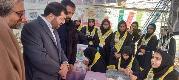 همایش بزرگ یاوران انقلاب در آموزشگاه دخترانه جنت ملارد 