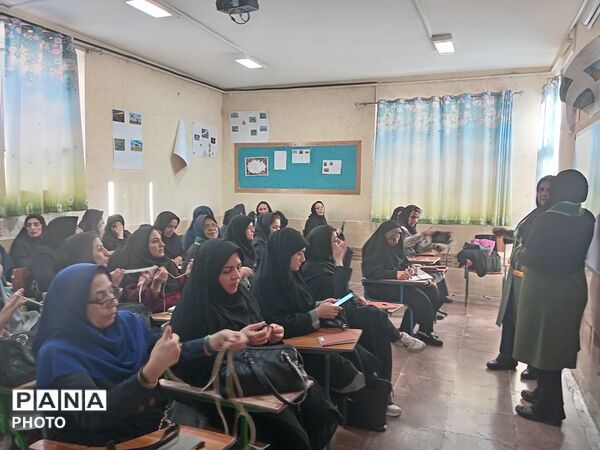 آموزش مربیان پیشتاز در جهرم