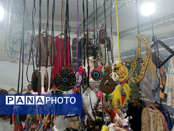 جشنواره صنایع دستی و اقوام ایرانی در بندرعباس