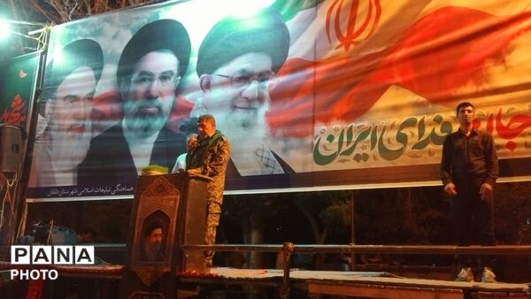 همزمان با سراسر کشور؛ صد و شصت و نهمین شب «بیعت با رهبری» در نورآباد