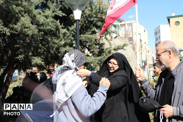 خروشِ عاشقان همدانی در چهلمین سالگرد شهادت رهبر
