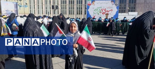 حضور پرشور آینده‌سازان ایران در راهپیمایی روز دانش‌آموز در همدان 