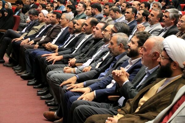 مراسم معلم سرآمد ۱۴۰۳ شهرستان‌های استان تهران و گرامیداشت مقام معلم در ایوان ری