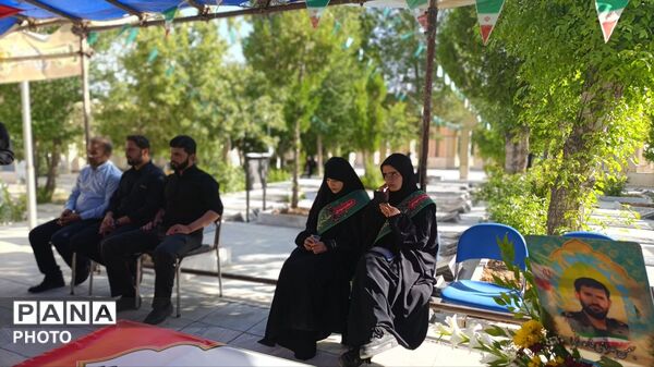  «در پناه دو ماه» در گلزار شهدای فارسان