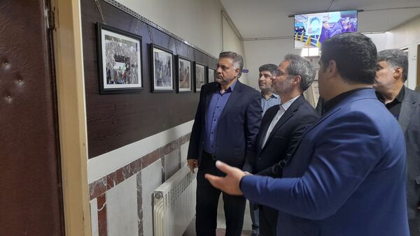 نشست صمیمانه اصحاب فرهنگ‌، هنر و رسانه شهرستان‌های اسلام آباد غرب و دالاهو 