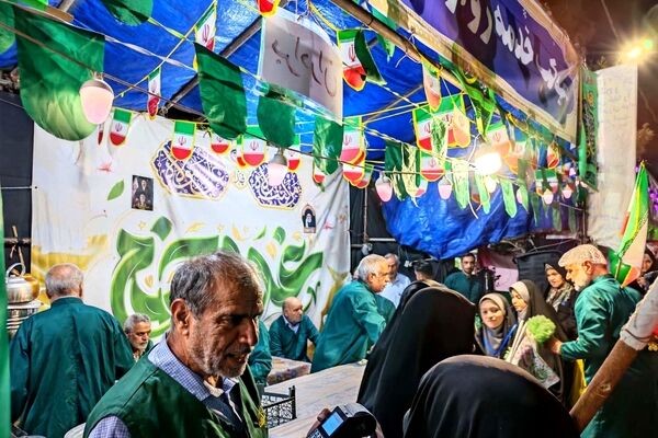 جلوه هایی از جشن غدیر در مواکب مردمی قم 