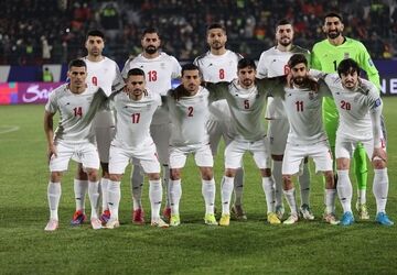 پایان نیمه اول: ایران ۱ - ۰ امارات