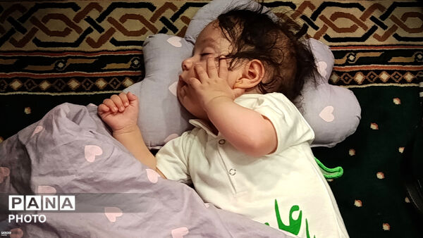 مصلی زنجان غرق در عطر علی‌اصغر(ع)