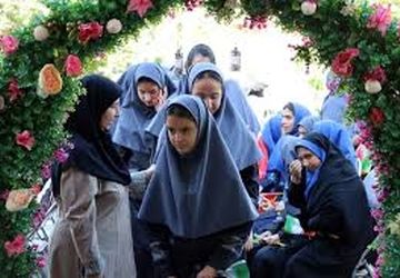 برگزاری جشن جوانه ها در آموزشگاه بانو خاکره