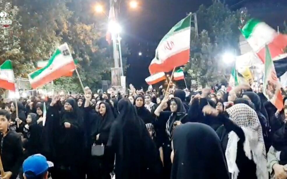 شور حسینی در تجمعات شبانه مردمی گالیکش طنین‌انداز شد