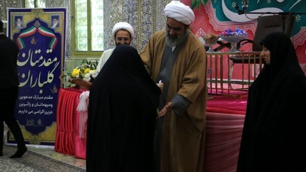 همایش بانوان بهشتی به‌مناسبت میلاد دخت نبی اکرم در آستان مقدس امام زاده بی‌بی سکینه 