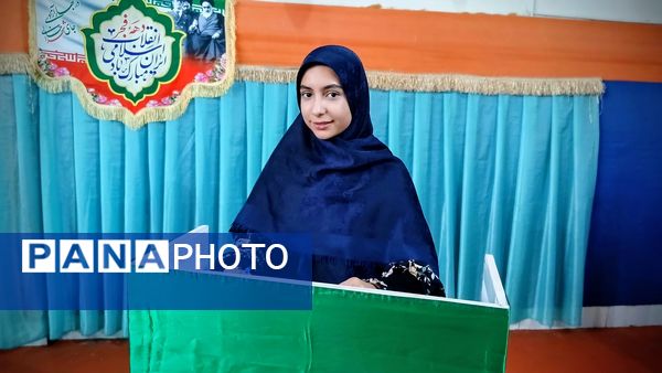 ۲۲بهمن؛ نماد همبستگی و اتحاد مردم ایران است