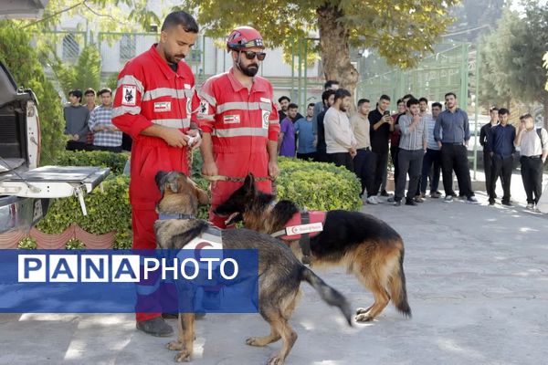 مانور تخلیه، امداد و نجات مصدوم اضطراری در دانشگاه فرهنگیان استان گلستان