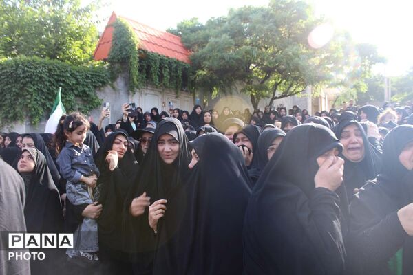 خاکسپاری دو شهید جنگ سوم در گلزار شهدای روستای فردو