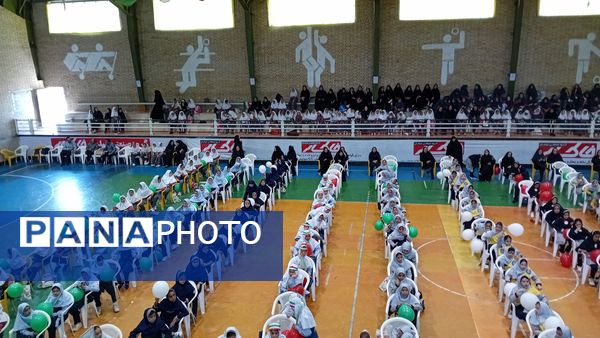 آیین تجلیل از خانواه شهدا در پروژه مهر ناحیه ۲ مشهد