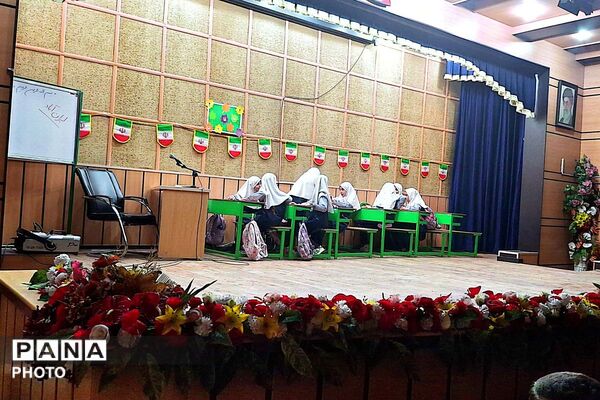 روایت آسمانی فرشتگان میناب در فرهنگسرای امام علی(ع) شهریار