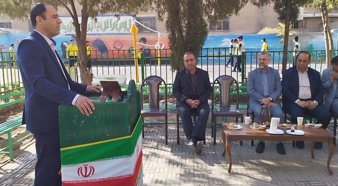 افتتاح زمین والیبال در دبیرستان ماندگار و نمونه دولتی سعدی 