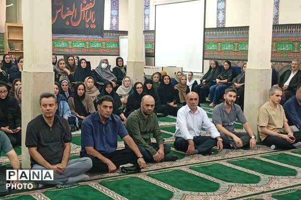 جلسه مشاوره خانواده ویژه اولیاء در هنرستان مجتمع فنی تهران بهارستان دو