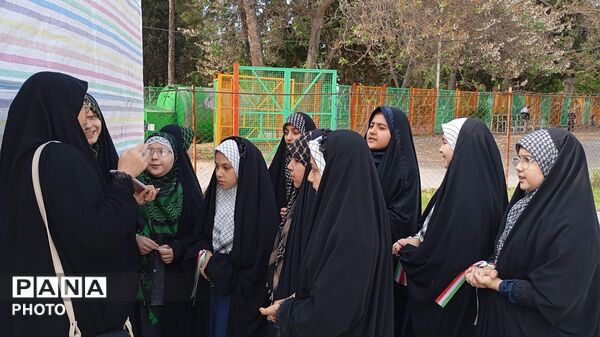 گرامیداشت شهدای مدرسه میناب در گرگان