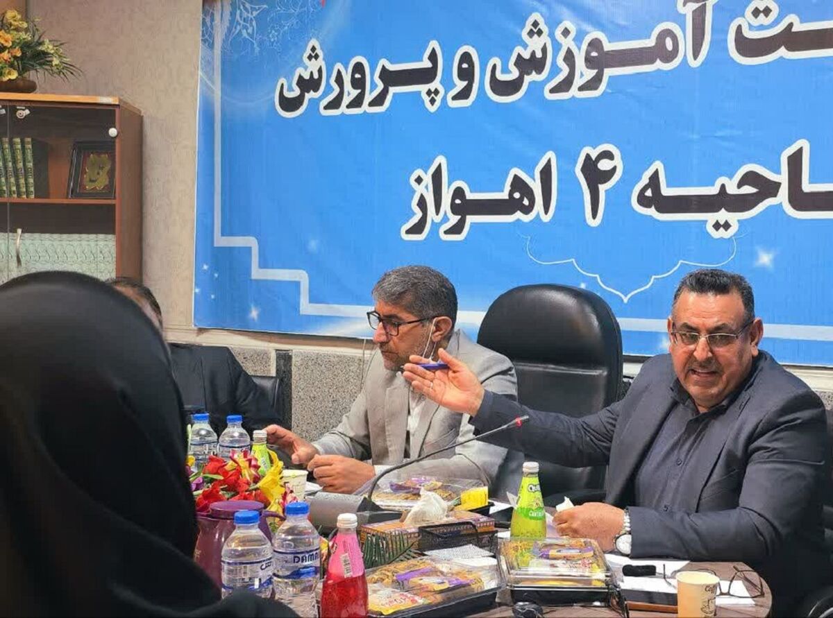 ۷۲ هزار دانش‌آموز در ناحیه ۴ اهواز سال تحصیلی جدید را آغاز کردند

