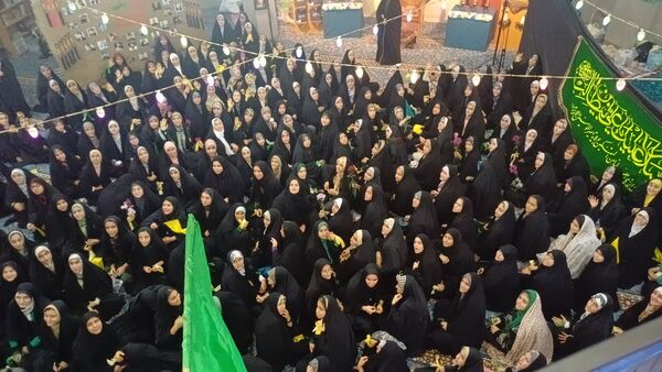 اعتکاف دانش‌آموزی مسجد موسی بن جعفر شهر دولت آباد ویژه دختران
