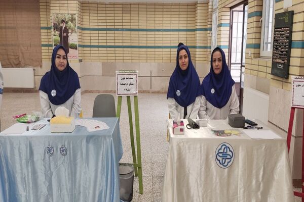 افتتاحیه سفیران سلامت پاکدشت در آموزشگاه ام‌الشهدای مظفر
