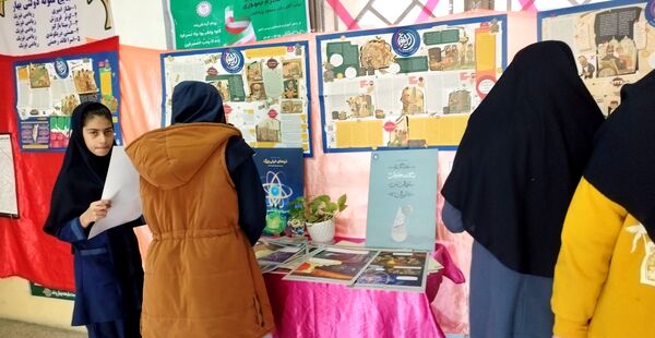 پایان نمایشگاه ایرانمون در مدرسه شهدای فرهنگی ۲ خرم آباد 